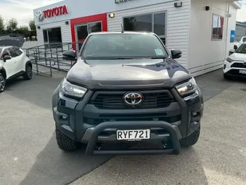 Toyota Hilux 2025 photo 3