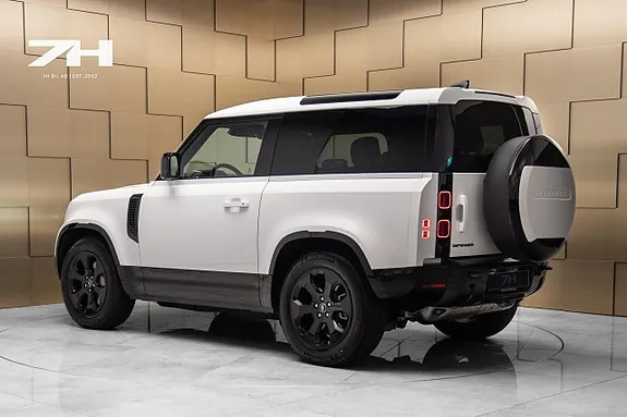 Land Rover Defender 90 2024 photo 3
