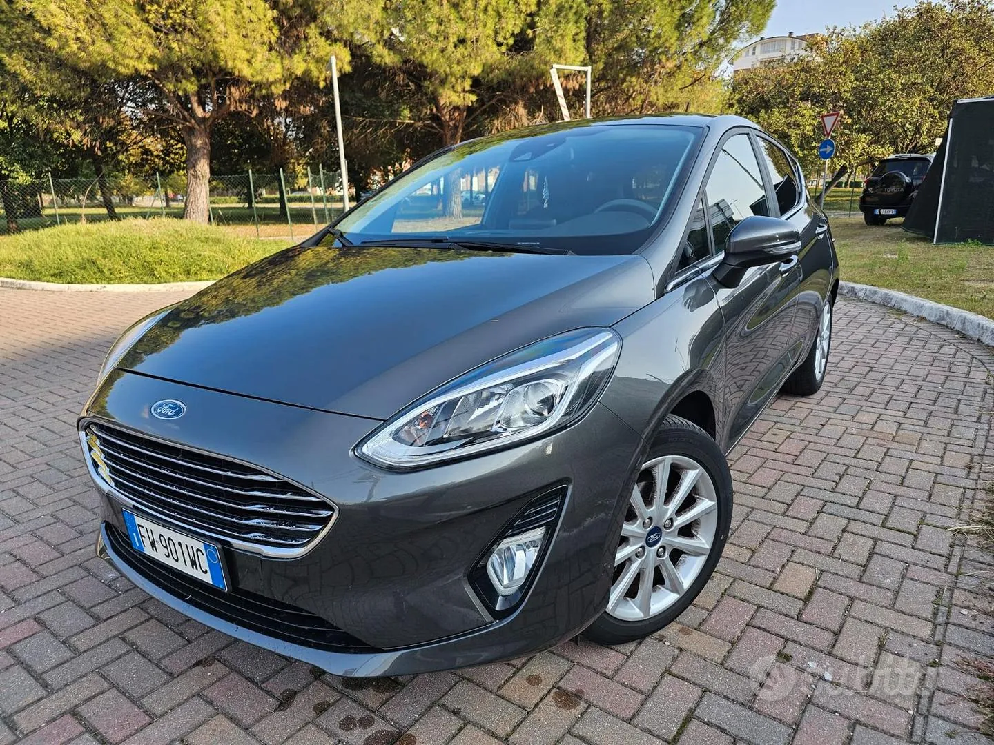 Ford Fiesta 2019 photo 2