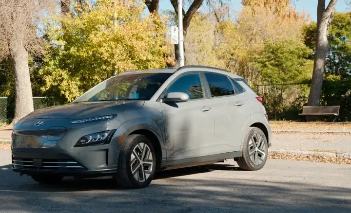 Hyundai Kona 2023 photo 4