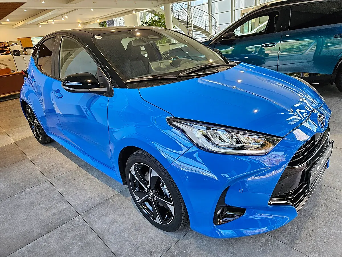 Toyota Yaris 2024 photo 3
