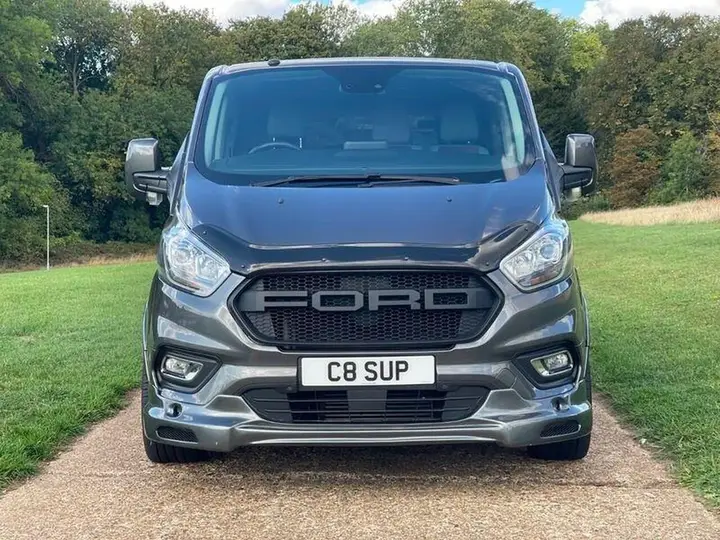 Ford Tourneo Custom 2019 photo 2