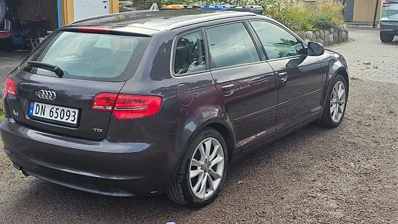 Audi A3 2011 photo 3