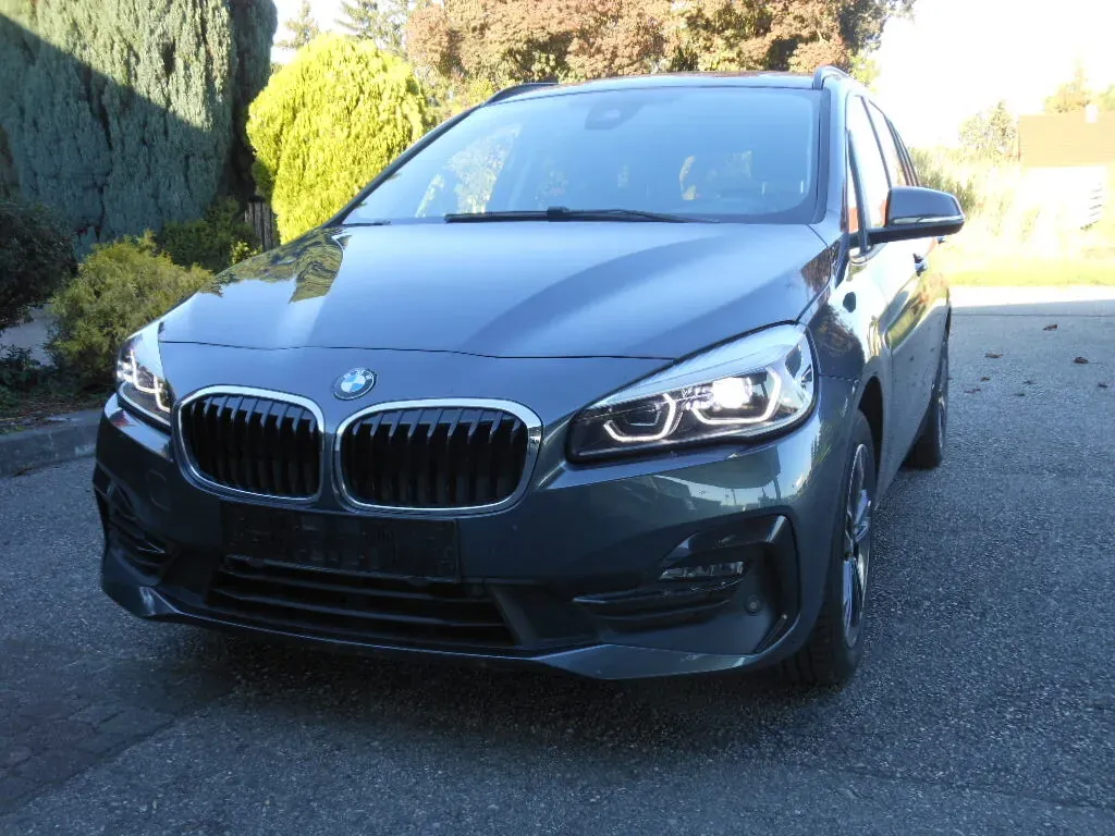 BMW 2 Series 2022 photo 3