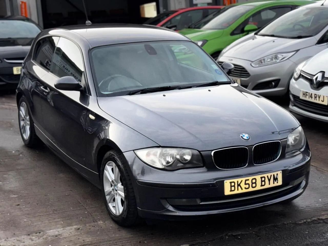 BMW 1 Series 2008 photo 2