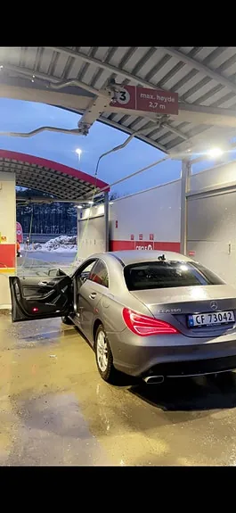 Mercedes-Benz Cla180
