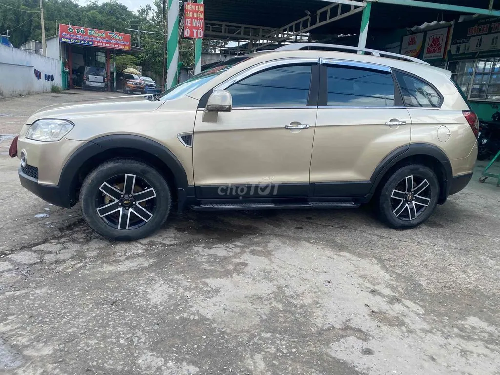 Chevrolet Captiva 2008 photo 2