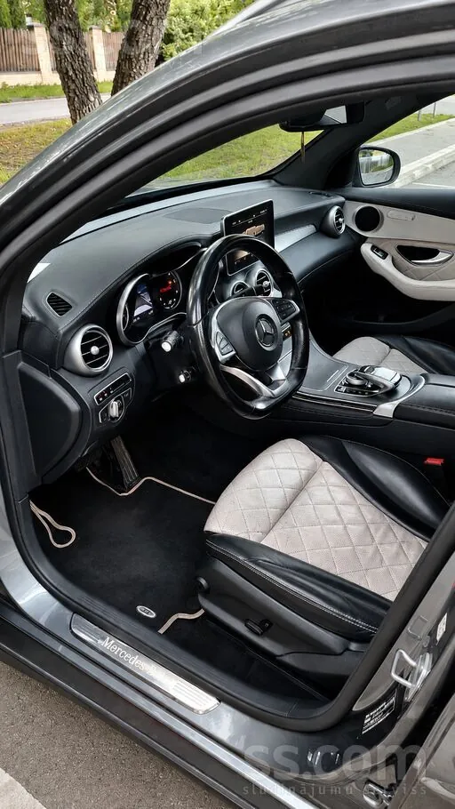 Mercedes-Benz Glc 2016 photo 5