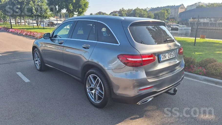 Mercedes-Benz Glc 2016 photo 4
