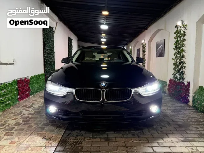 BMW F30 2017 photo 2