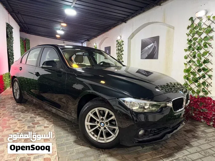 BMW F30