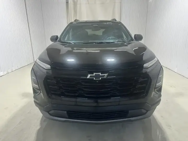 Chevrolet Equinox 2025 photo 2