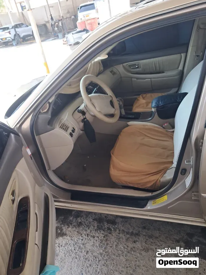Toyota Avalon 2001 photo 2