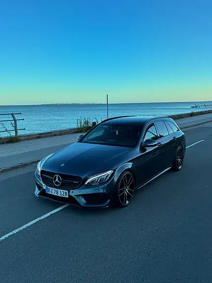 Mercedes-Benz C 220 2016 photo 4