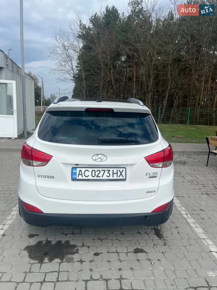 Hyundai Tucson 2011 photo 3