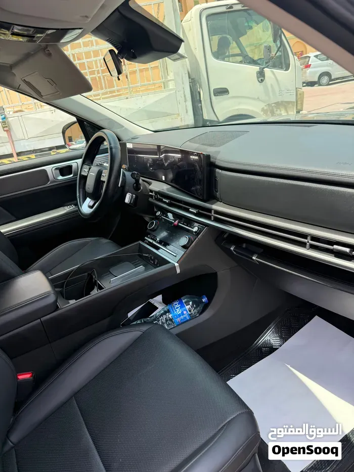 Hyundai Santa Fe 2025 photo 2