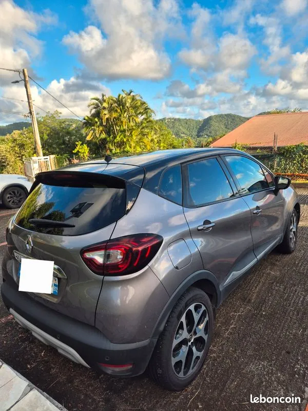 Renault Captur 2019 photo 2