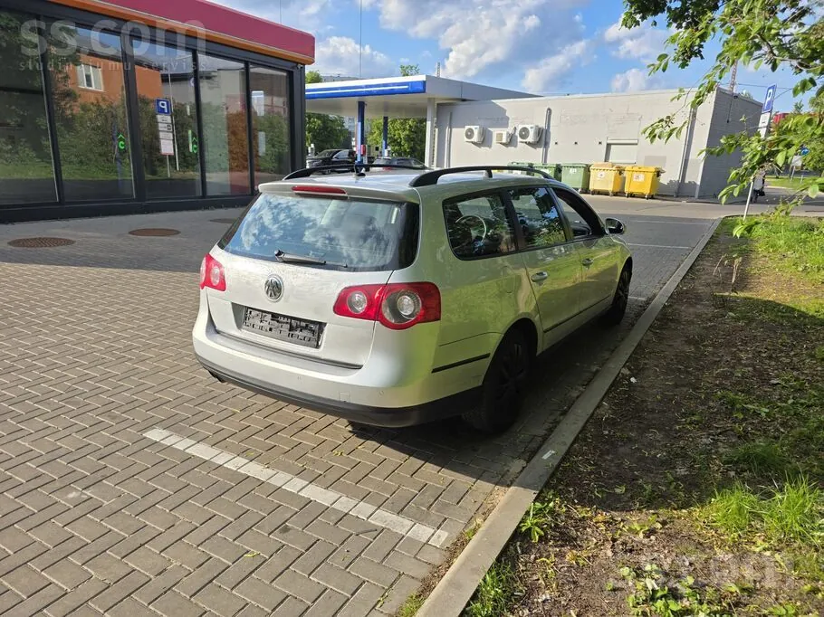Volkswagen Passat 2009 photo 4