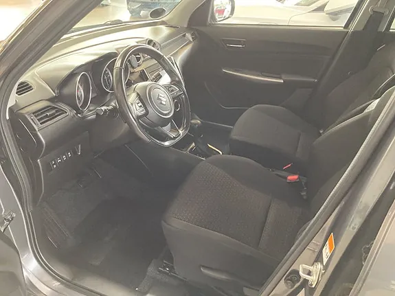 Suzuki Swift 2020 photo 5