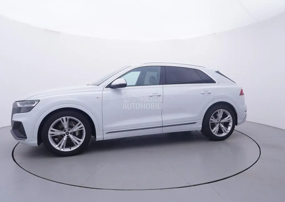 Audi Q8 2022 photo 4