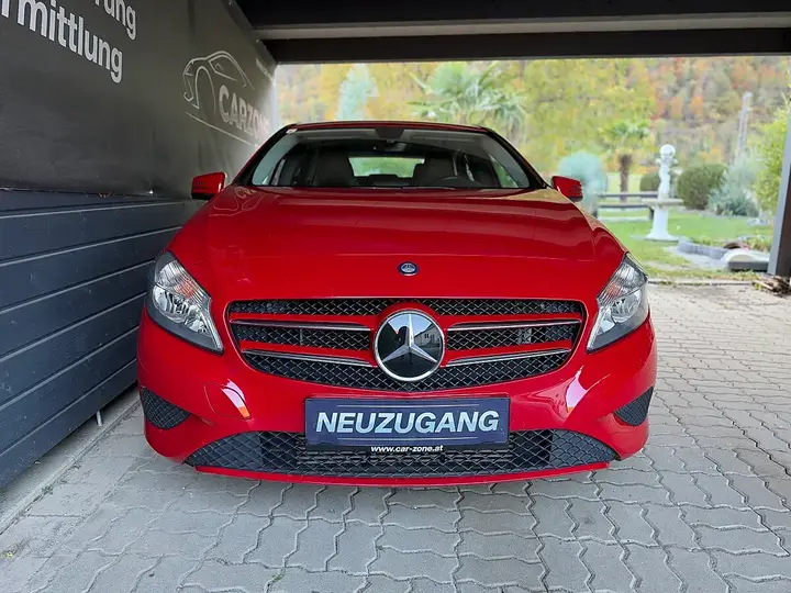 Mercedes-Benz A-Class 2012 photo 2