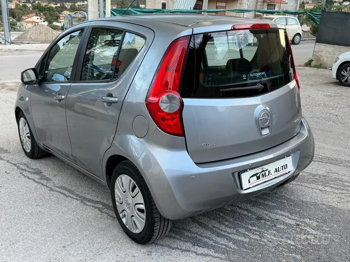 Opel Agila 2012 photo 4