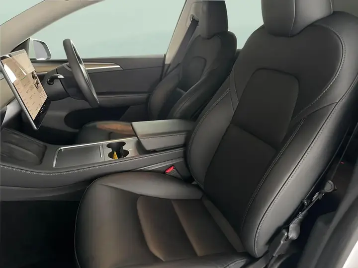 Tesla Model Y 2022 photo 4