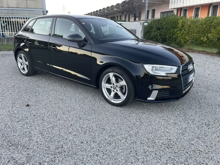 Audi A3 Sportback 2017 photo 3