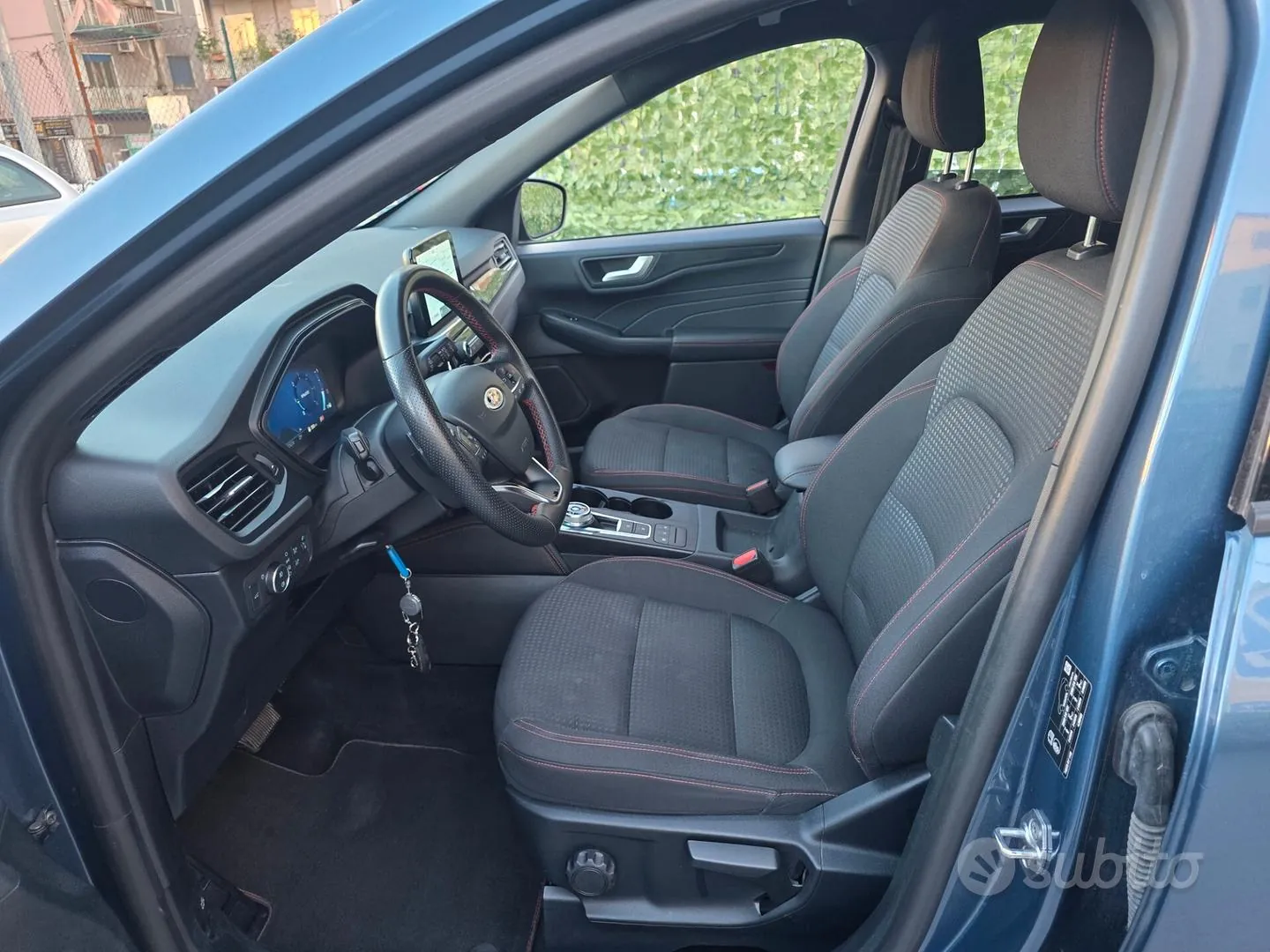 Ford Kuga 2024 photo 2