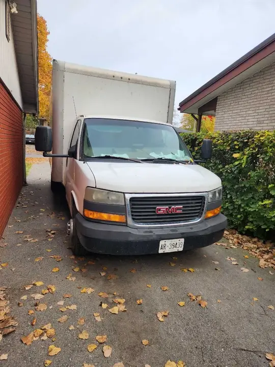 GMC Savana