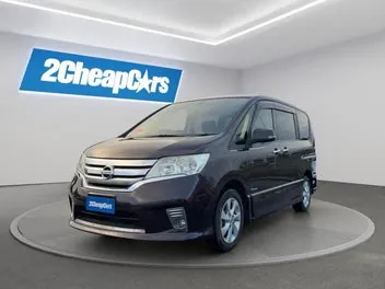 Nissan Serena 2012 photo 2