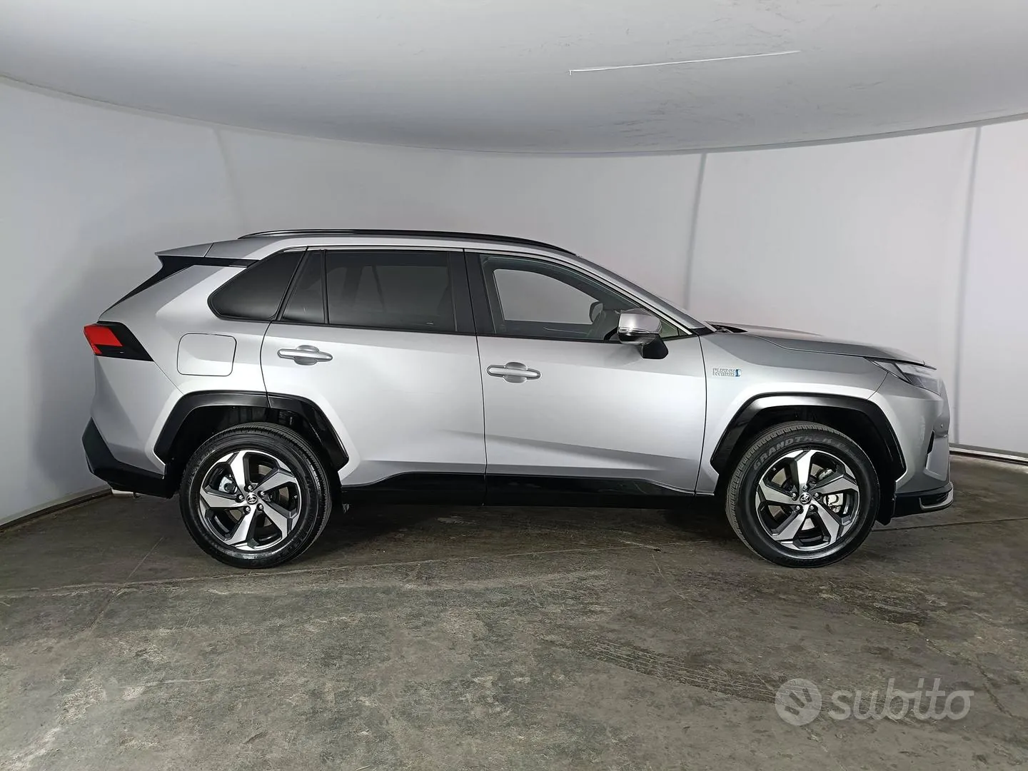 Toyota Rav4 2025 photo 3