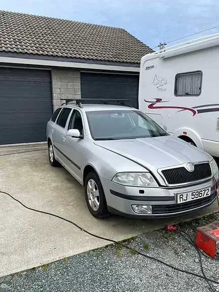 Skoda Octavia 2007 photo 2