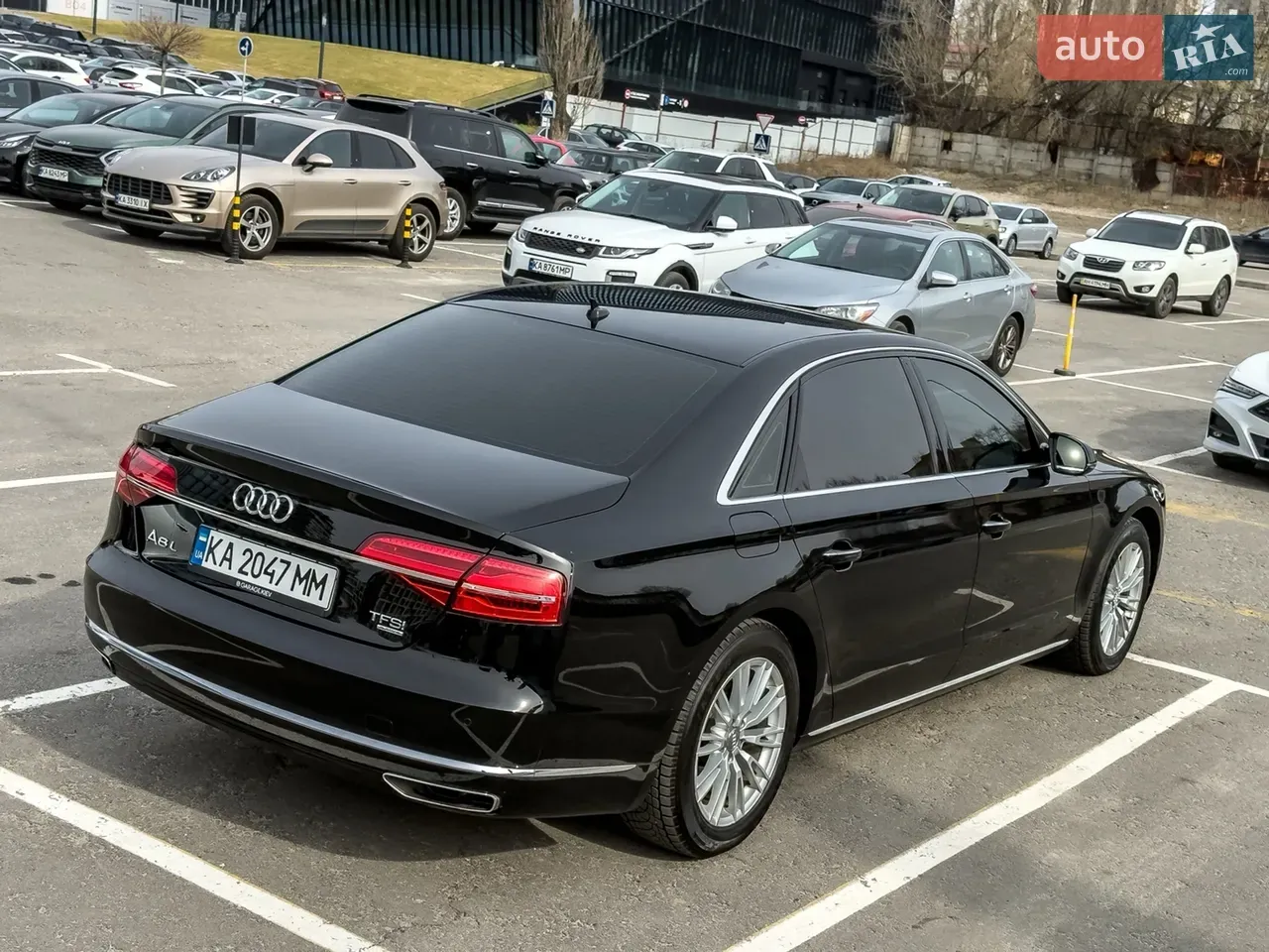 Audi A8 2014 photo 4