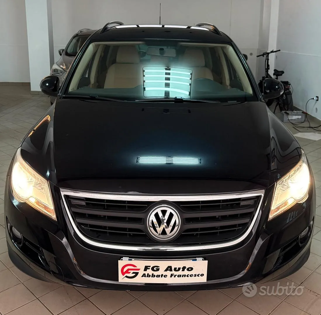 Volkswagen Tiguan 2008 photo 2