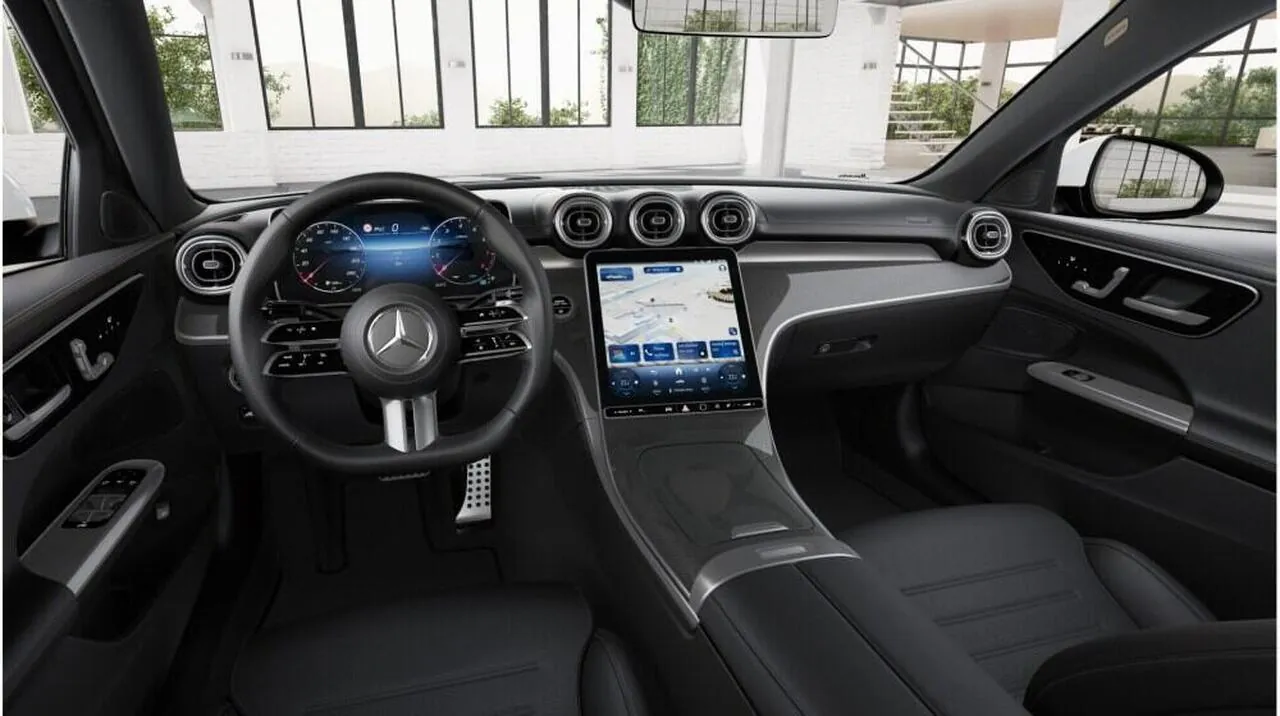 Mercedes-Benz C-Class photo 5