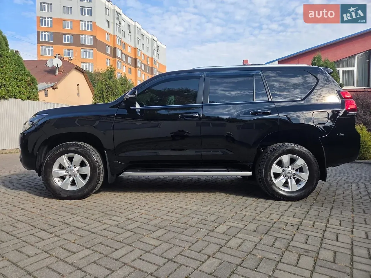 Toyota Land Cruiser Prado 2020 photo 2