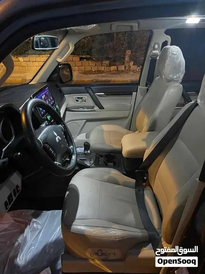 Mitsubishi Pajero 2018 photo 3