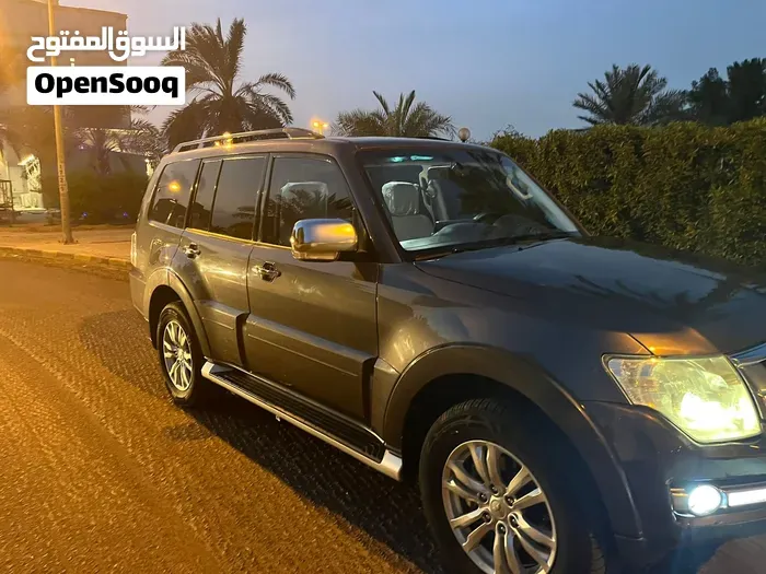 Mitsubishi Pajero 2018 photo 2
