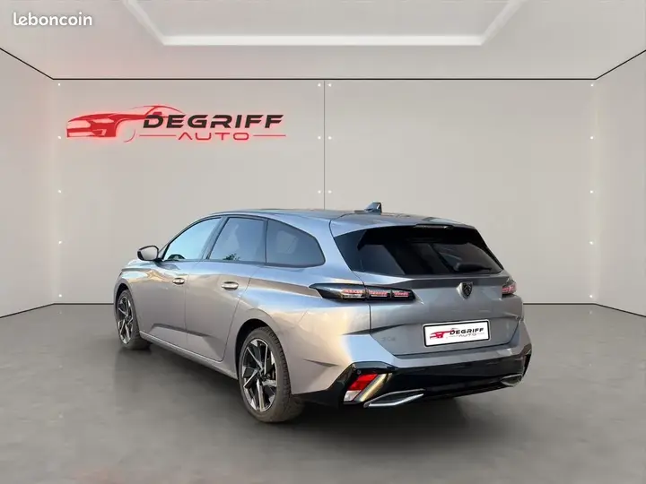 Peugeot 308 2023 photo 3