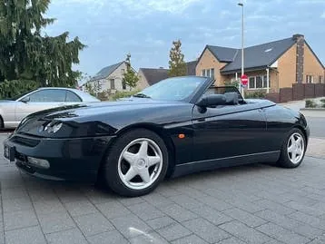 Alfa Romeo Spider 1995 photo 3