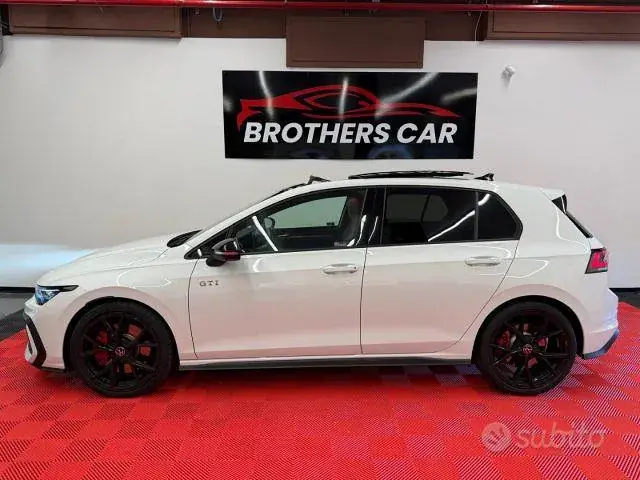 Volkswagen Golf Gti 2024 photo 3