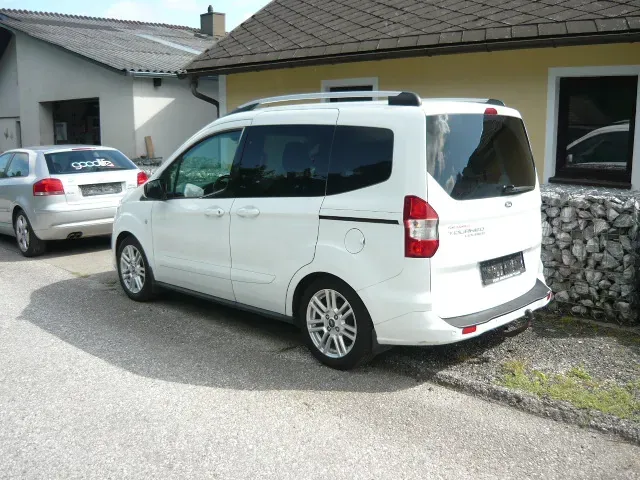 Ford Tourneo