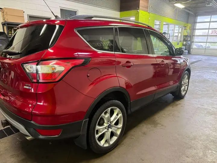Ford Escape 2018 photo 4