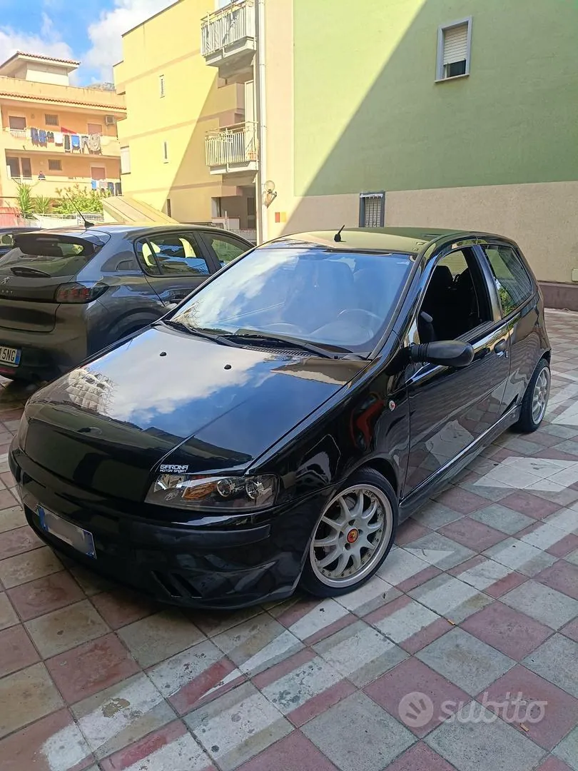 Fiat Punto 2002 photo 2