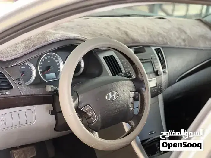 Hyundai Sonata 2009 photo 2
