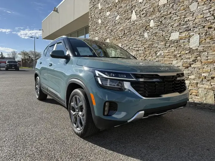 Kia Seltos 2024 photo 2