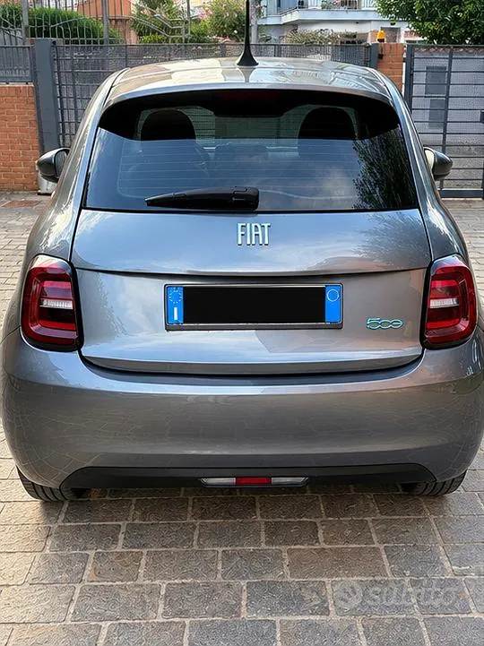 Fiat 500E 2020 photo 2