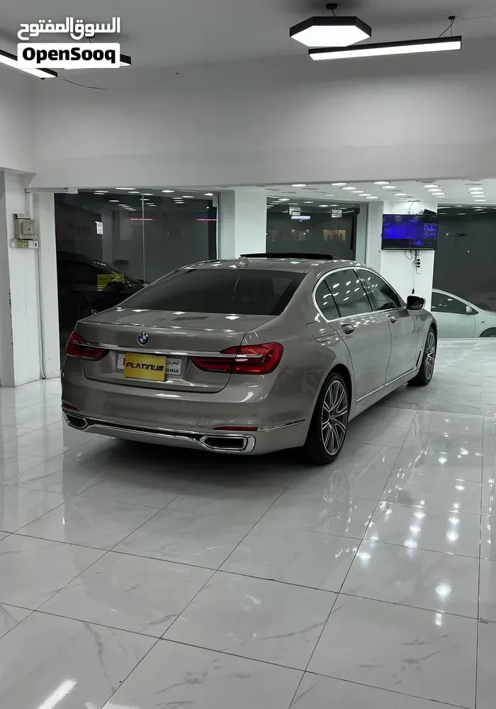 BMW 7 Series 2017 photo 3