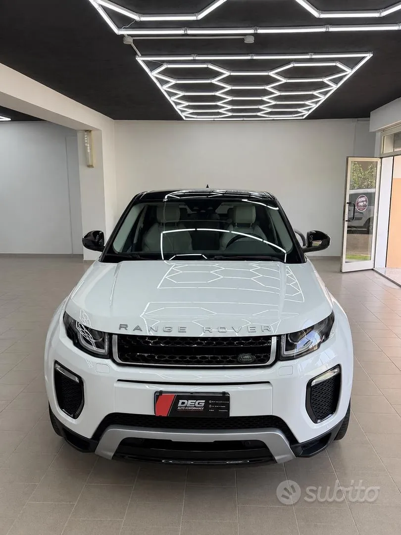 Land Rover Range Rover Evoque 2017 photo 2